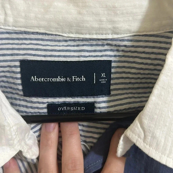 EUC Abercrombie & Fitch Oversized Striped Colorblock Poplin Button Up Shirt XL - Picture 2 of 3